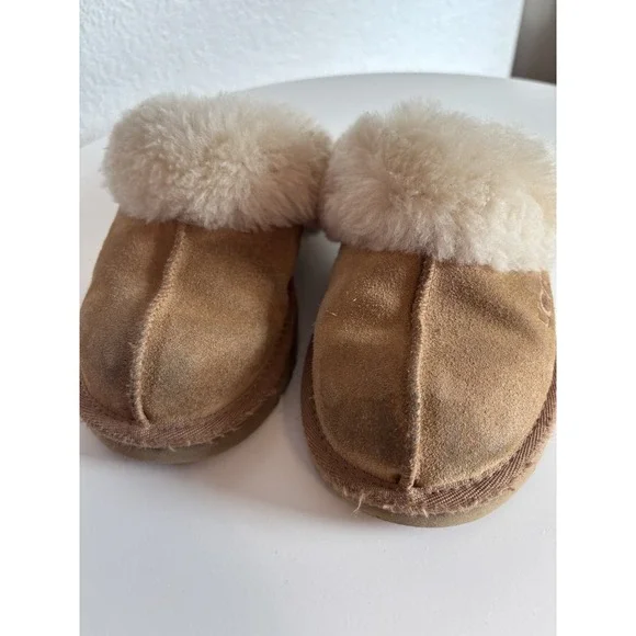 UGG Cozy Slipper Little‎ Girl 11 Chestnut Brown Suede Upper Shearling - Picture 5 of 7